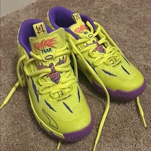 Kids Lamelo Sneakers